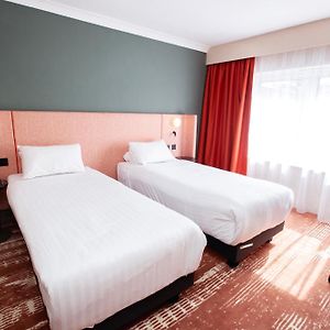 Classic Twin Room